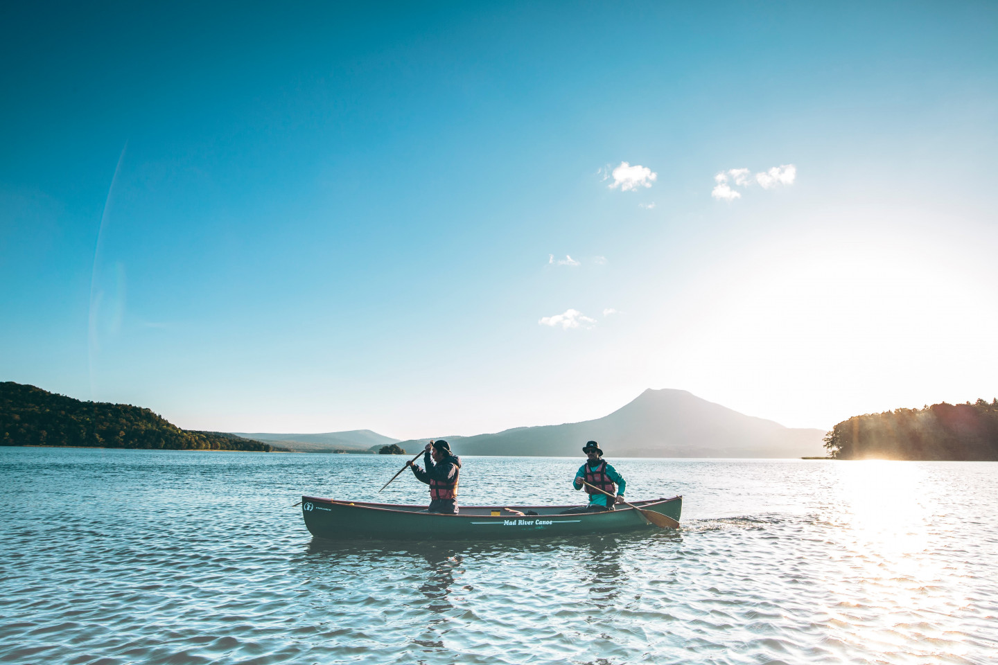 6.划“加拿大式划艇”，尽情享受阿寒湖的大自然